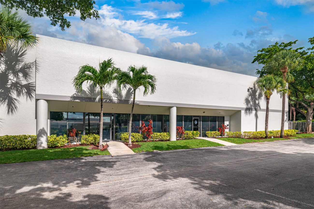 Cushman & Wakefield Negotiates BayWa’s Lease of Pompano Industrial Center