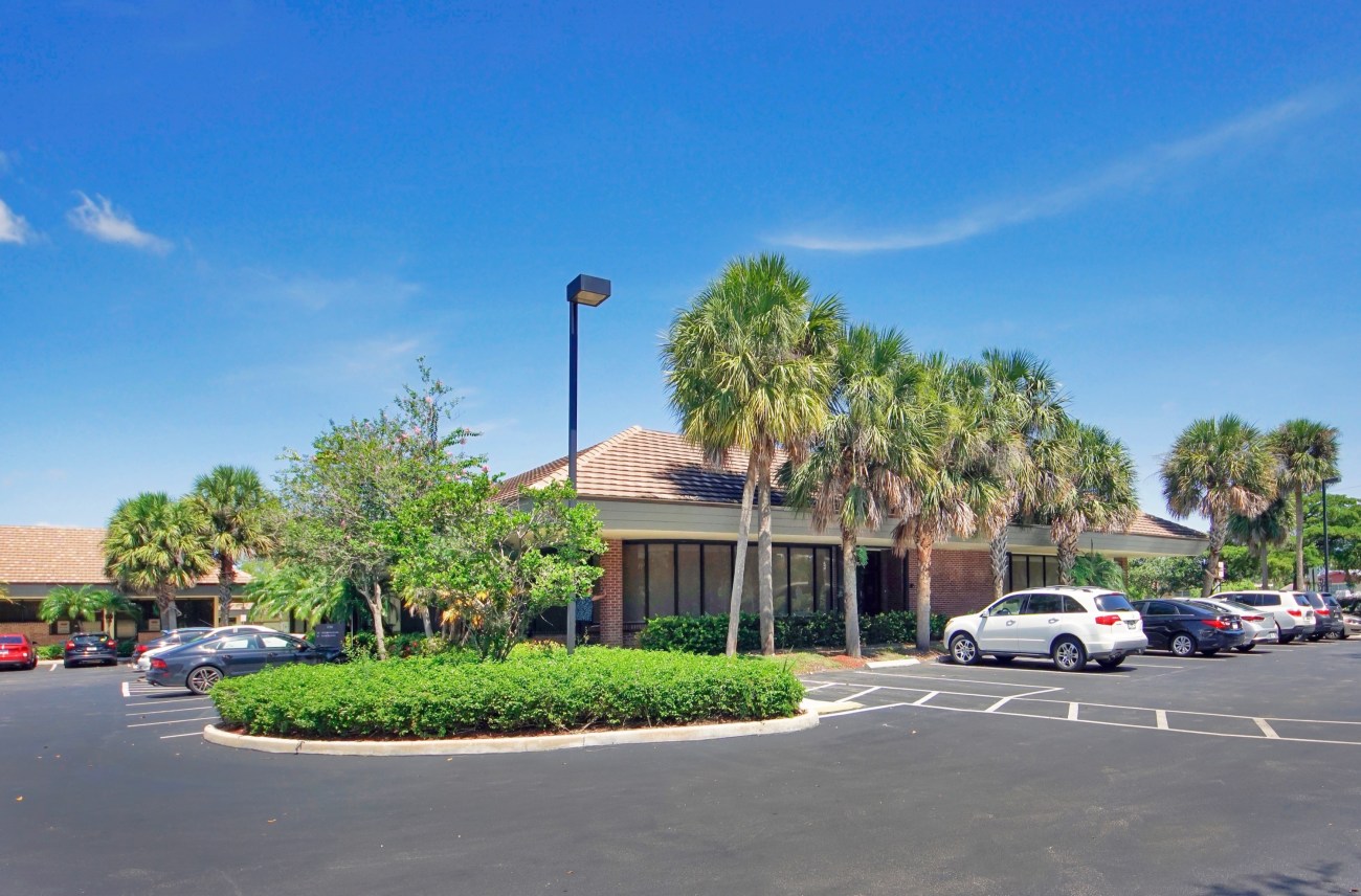 Cushman & Wakefield Represents the Kislak Organization in  $11.3M Sale of Plantation Professional Park
