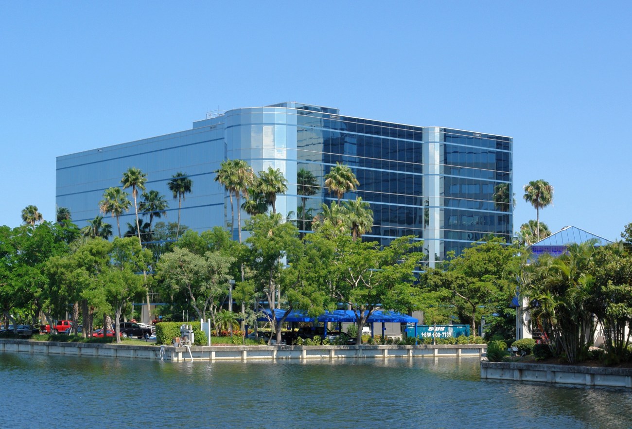 Cushman & Wakefield to Lease ±354,000-SF Radice Corporate Center